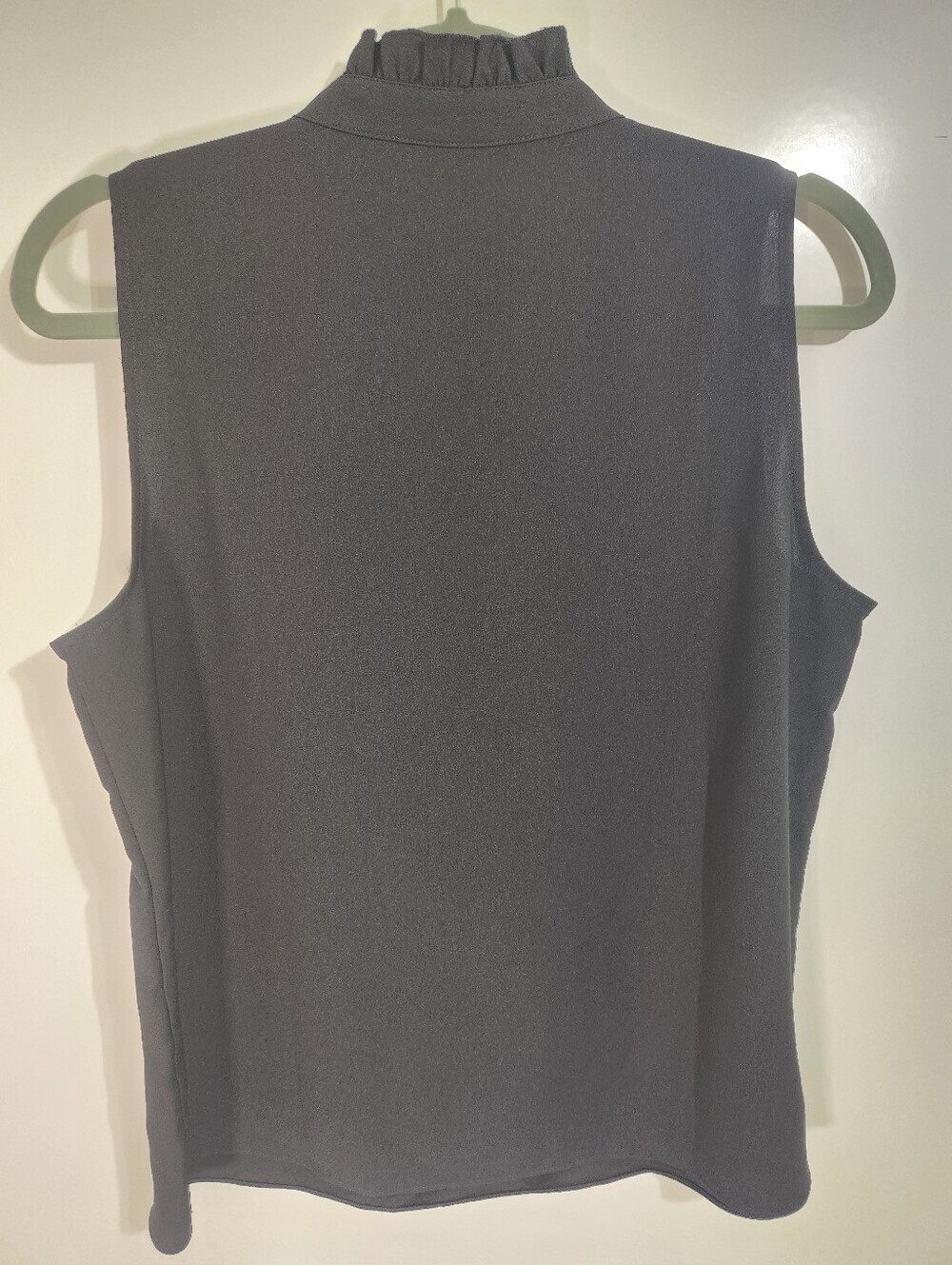 J. Crew Black Ruffle-Trim Sleeveless Shell Top. Size 10 - Picture 5 of 7
